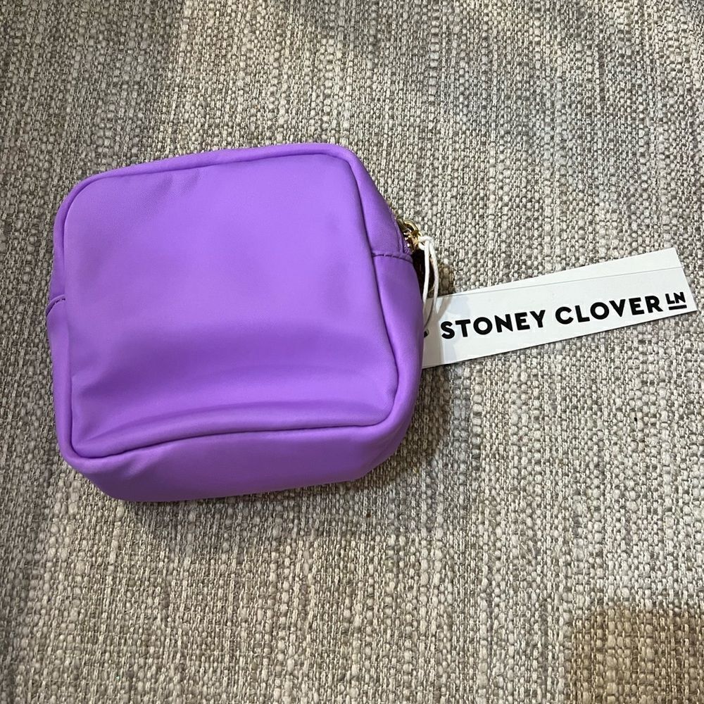 NWT Stoney Clover Açaí small pouch with orange heart patch - Picture 3 of 6